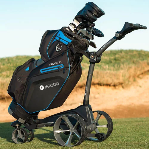 Motocaddy M7 Remote Lifestyle