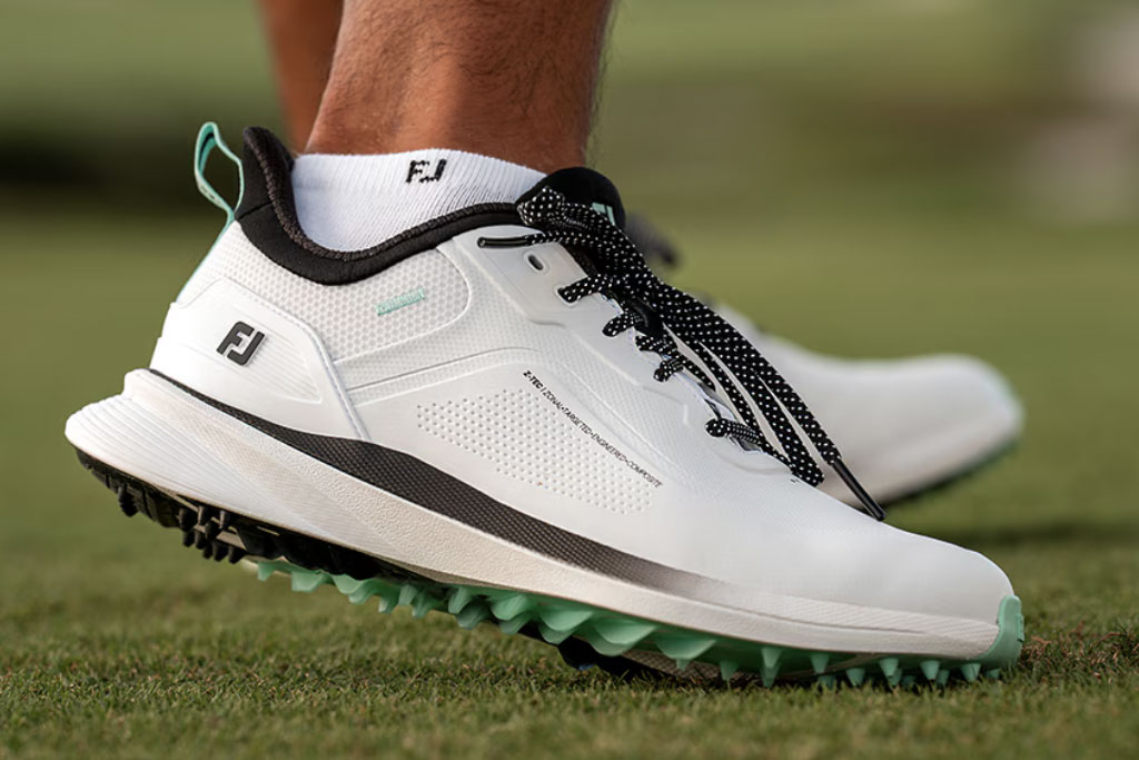 Best Men�s Golf Shoes for Year-Round Play