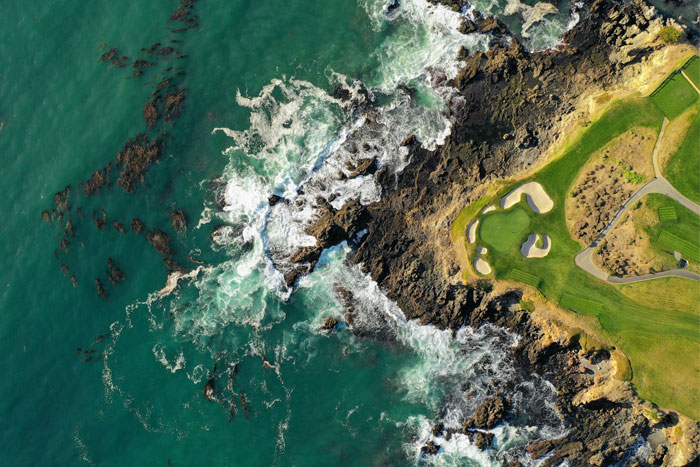 Traditional Golf Course and a Links: What's the Difference? 