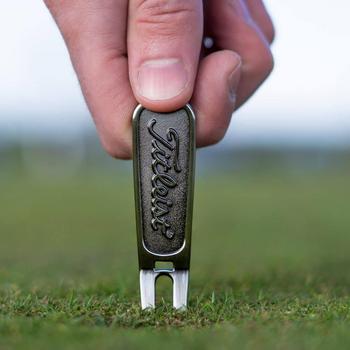 Titleist Bespoke Golf Ball Marker & Divot Tool - main image