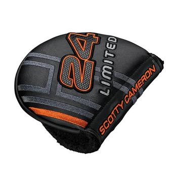 Scotty Cameron Holiday '24 Limited Edition Phantom 9.2 Golf Putter - main image